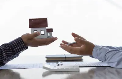 Interpreter for Notarial Signings in Monza